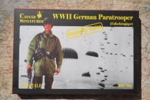 images/productimages/small/WWII German Paratroopers Fallschirmjager Caesar Miniatures 7712 doos.jpg